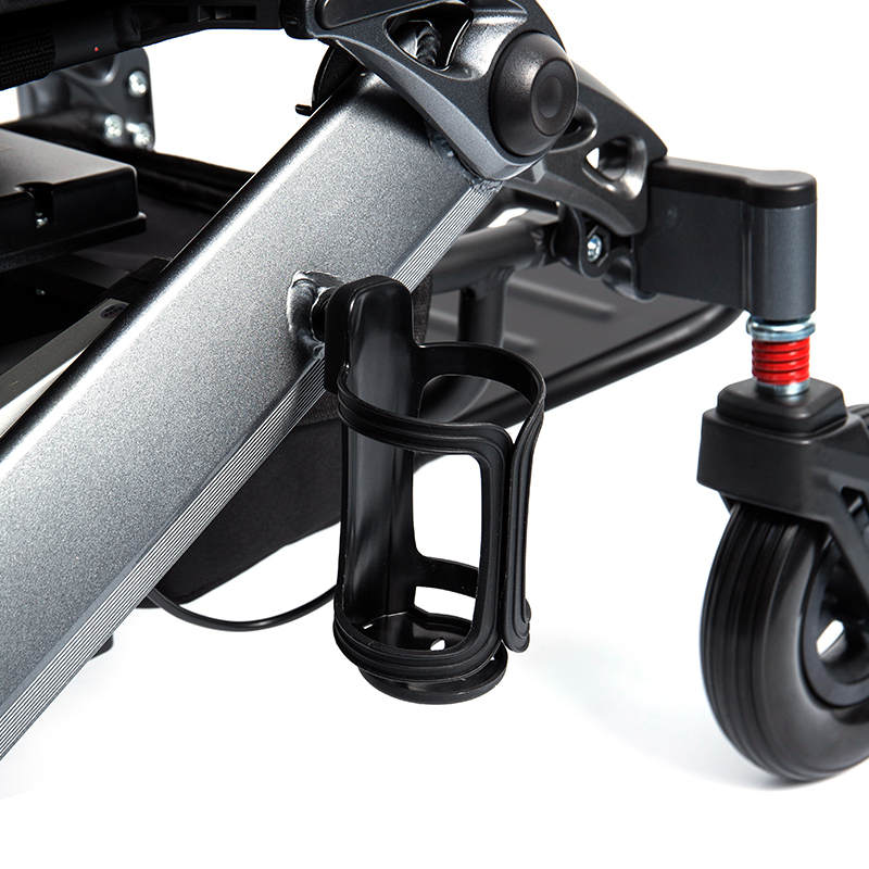 YL- 9005 Automatic Folding Longinquus Control Electric Wheelchair